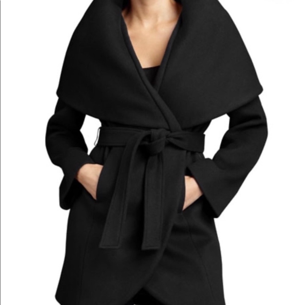 Tahari Marla Wrap Coat black size L